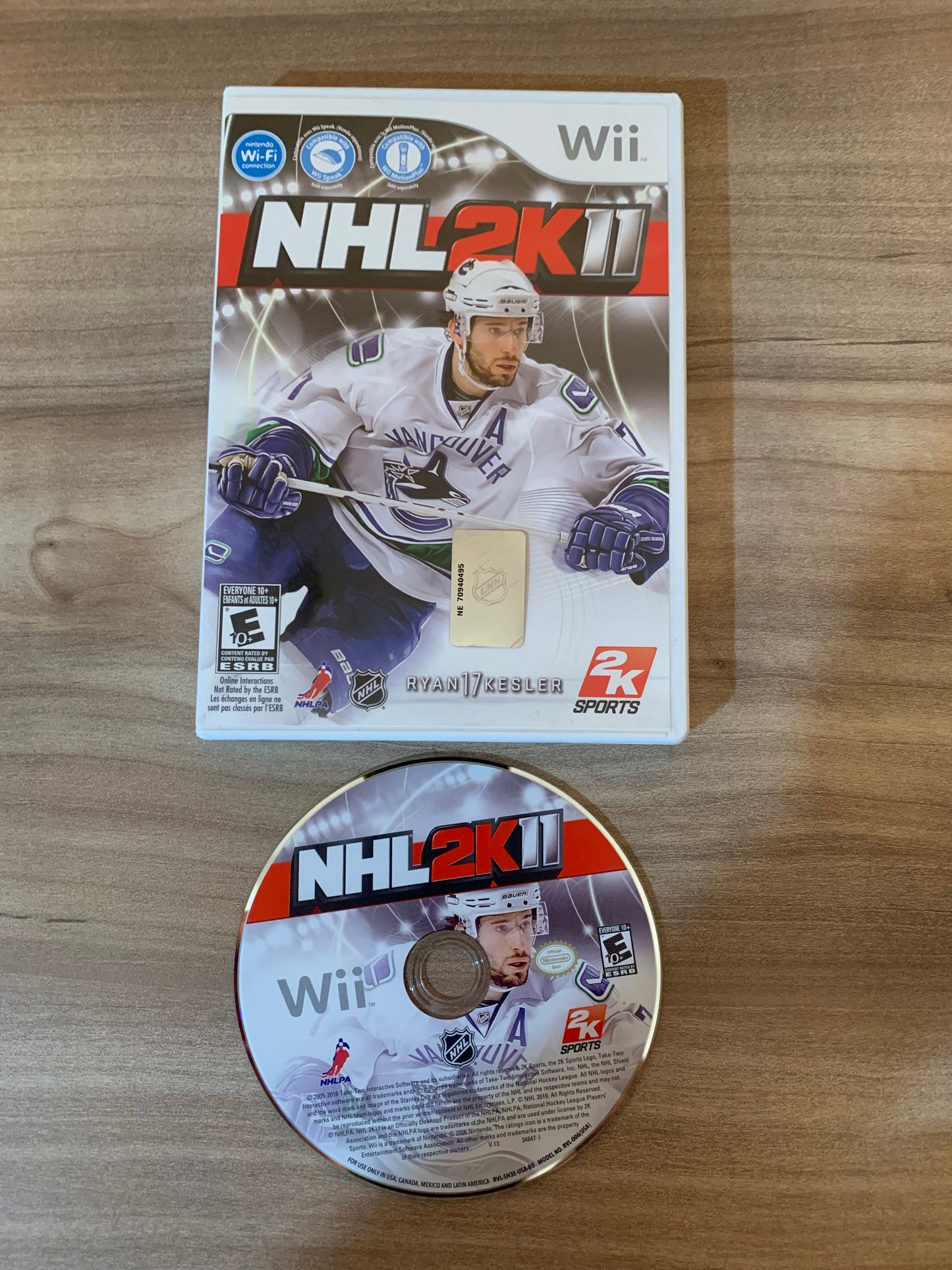 PiXEL-RETRO.COM : NINTENDO WII COMPLET CIB BOX MANUAL GAME NTSC 2K SPORTS NHL 2K11