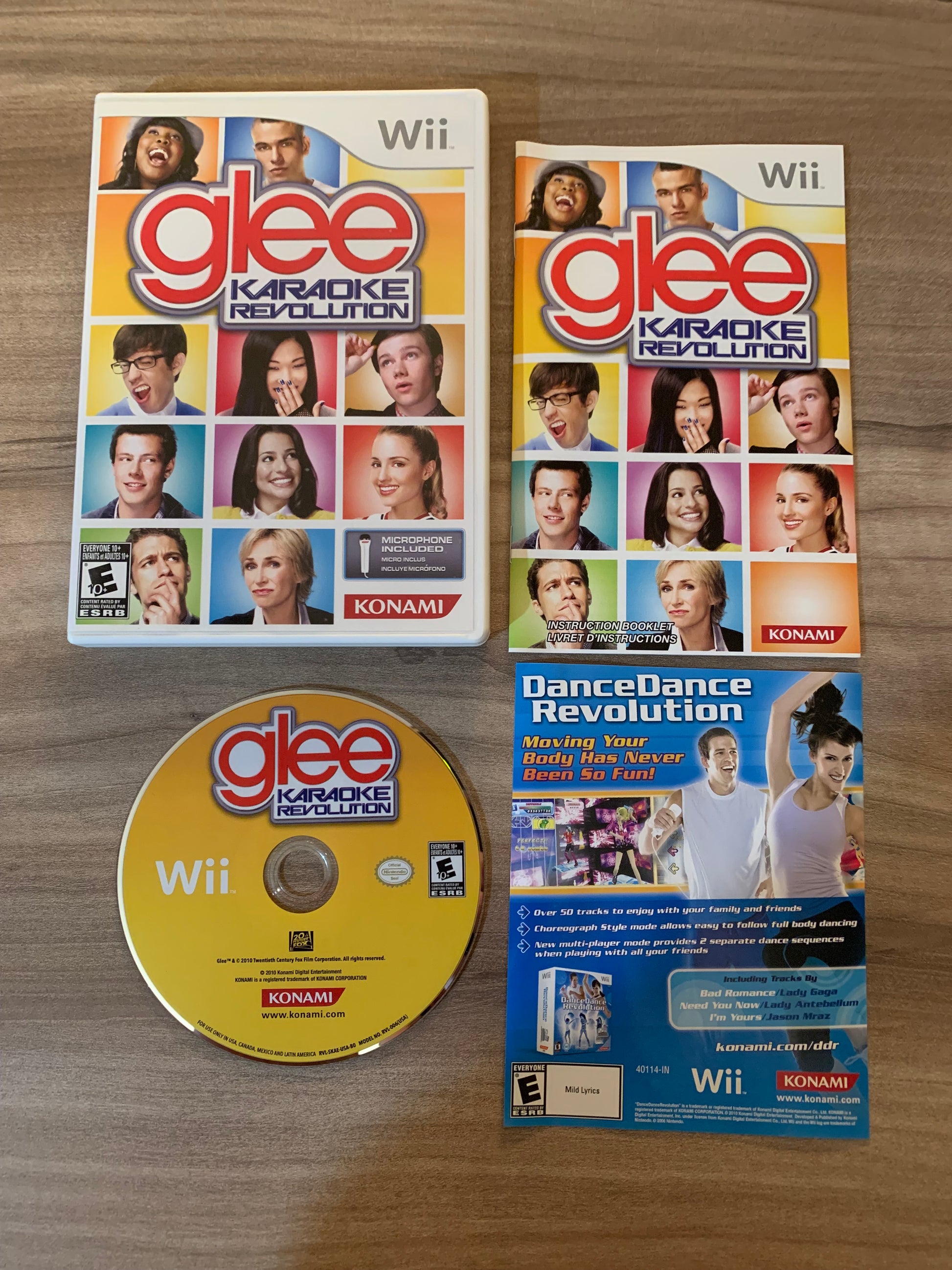 PiXEL-RETRO.COM : NINTENDO WII COMPLET CIB BOX MANUAL GAME NTSC GLEE KARAOKE REVOLUTION