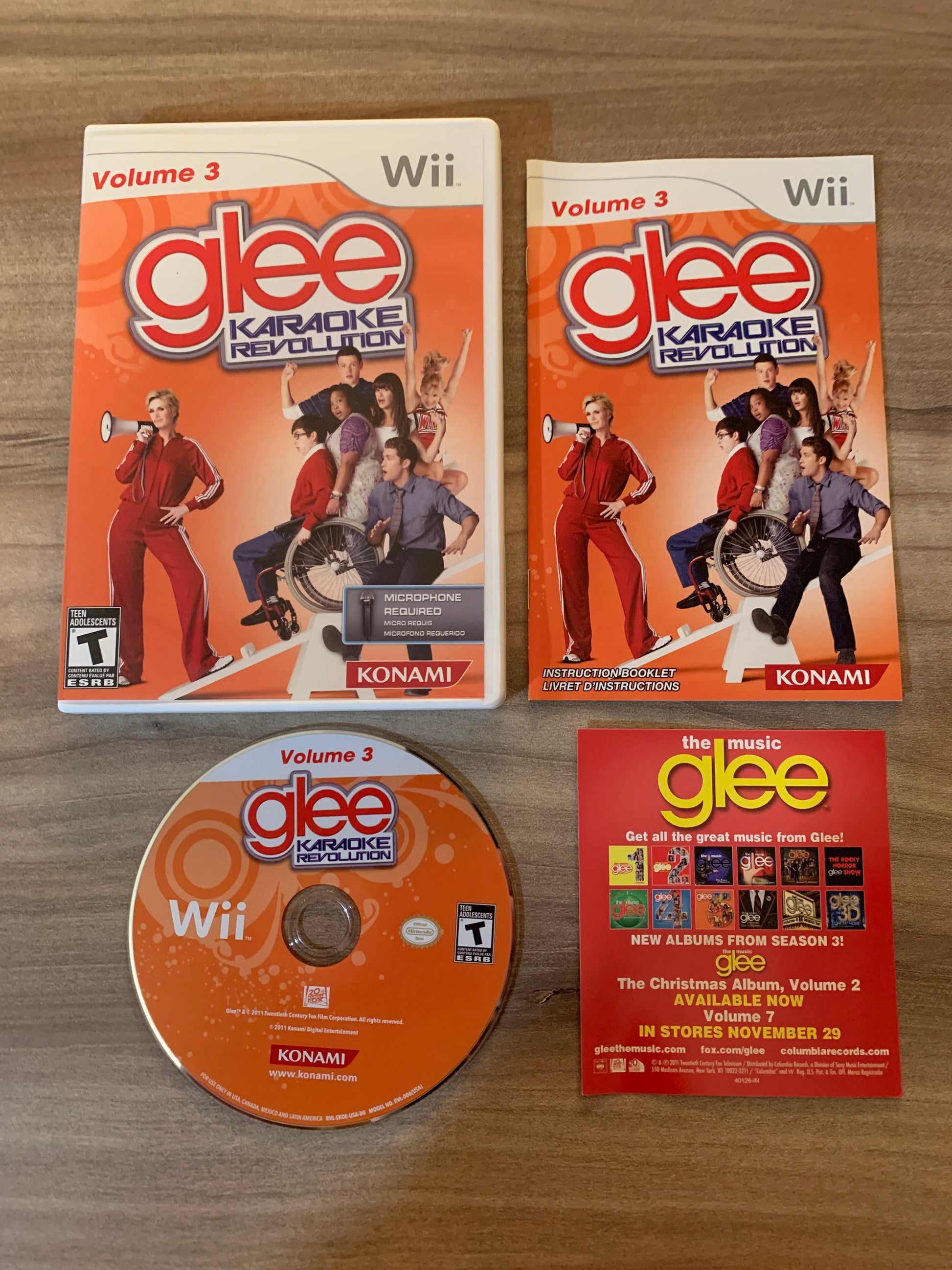 PiXEL-RETRO.COM : NINTENDO WII COMPLET CIB BOX MANUAL GAME NTSC GLEE KARAOKE REVOLUTION 3