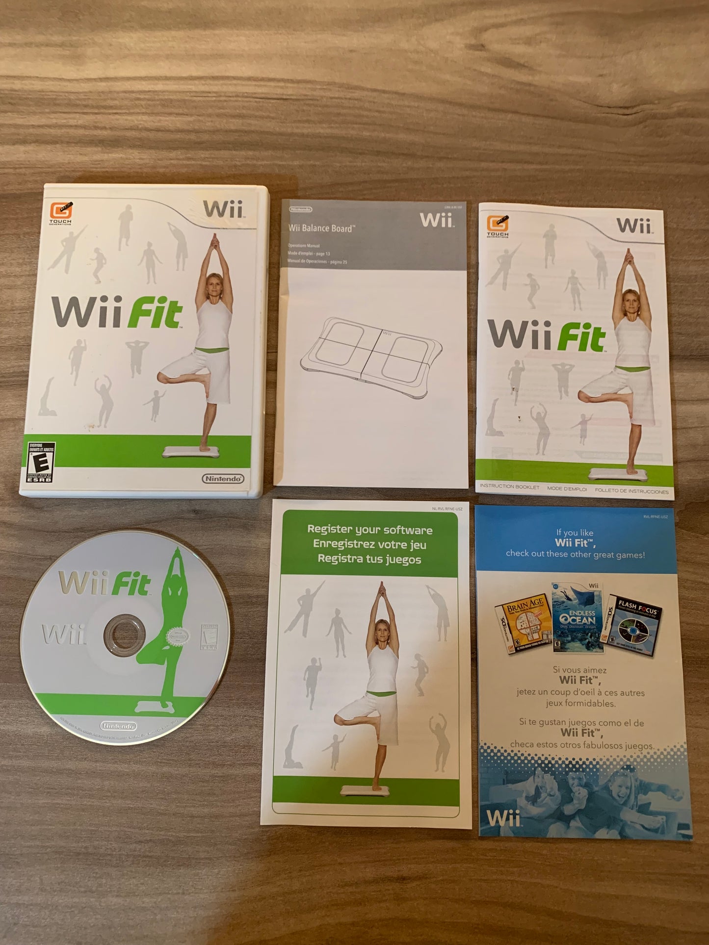 PiXEL-RETRO.COM : NINTENDO WII COMPLET CIB BOX MANUAL GAME NTSC WII FIT