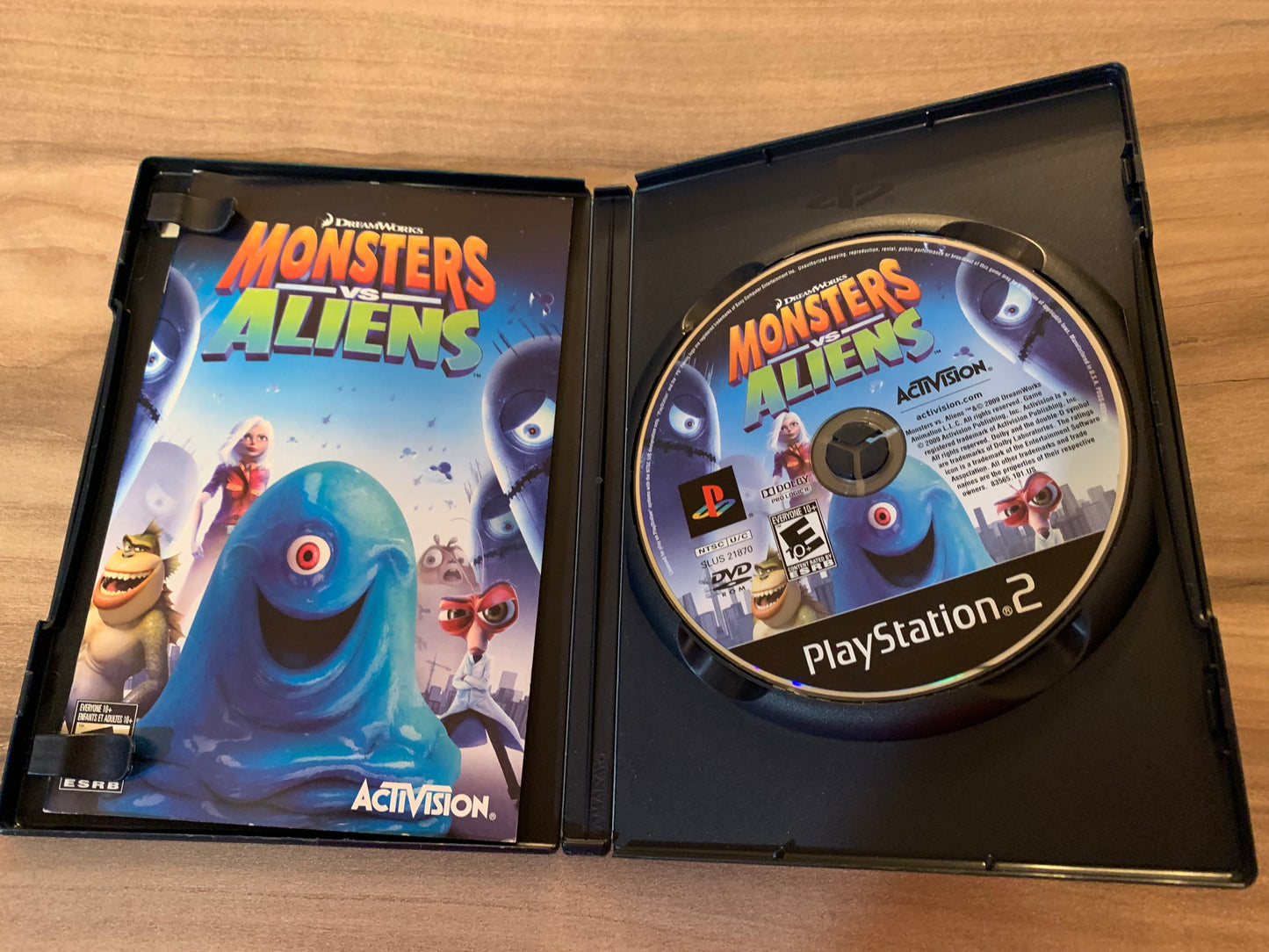 SONY PLAYSTATiON 2 [PS2] | MONSTERS VS ALiENS