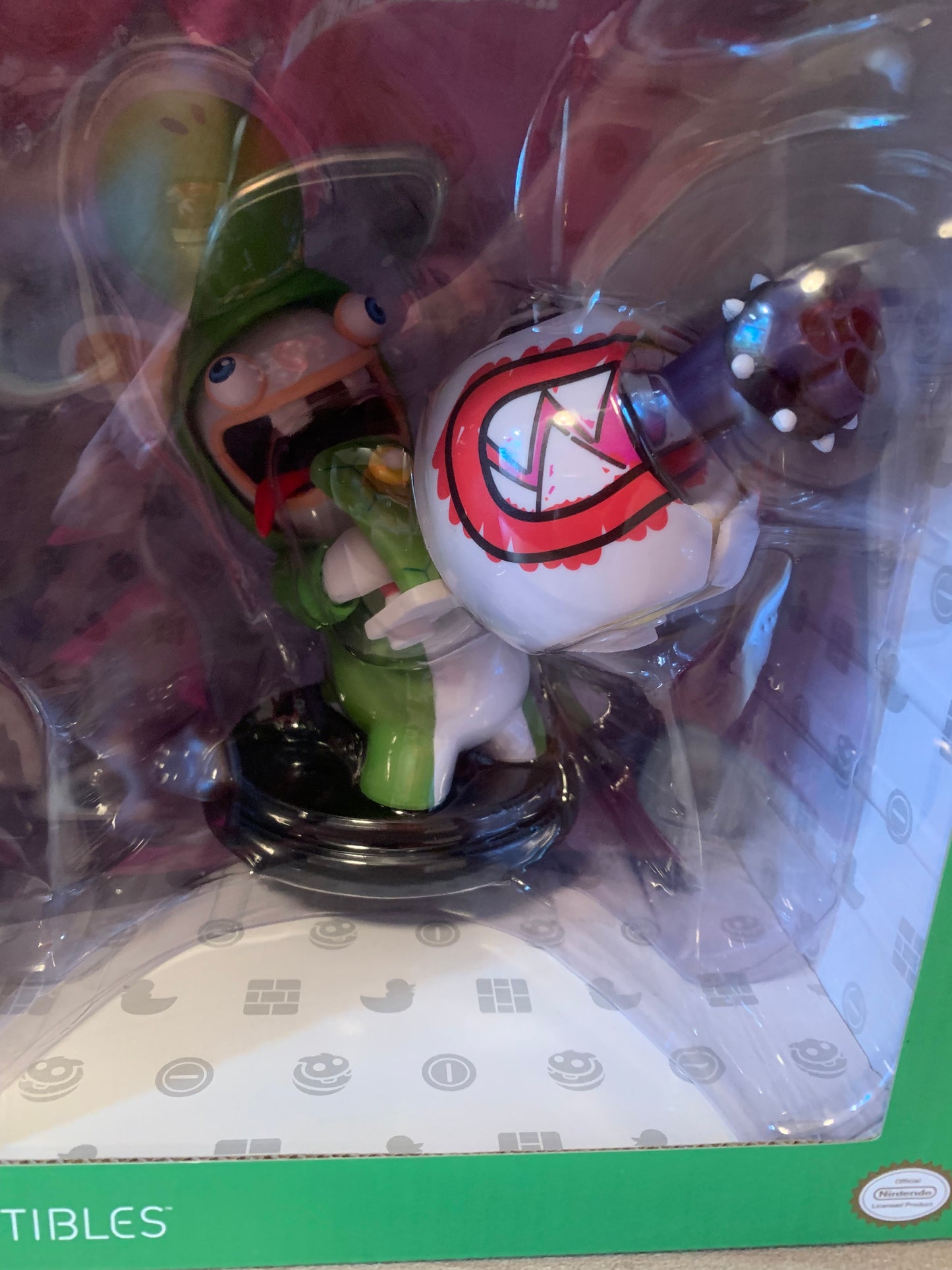 UBi COLLECTiBLES MARiO + RABBiDS KiNGDOM BATTLE | RABBiD YOSHi / LAPiN YOSHi