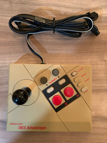 PiXEL-RETRO.COM : NINTENDO ENTERTAiNMENT SYSTEM NES ADVANTAGE CONTROLLER JOYSTICK, NTSC NES-026