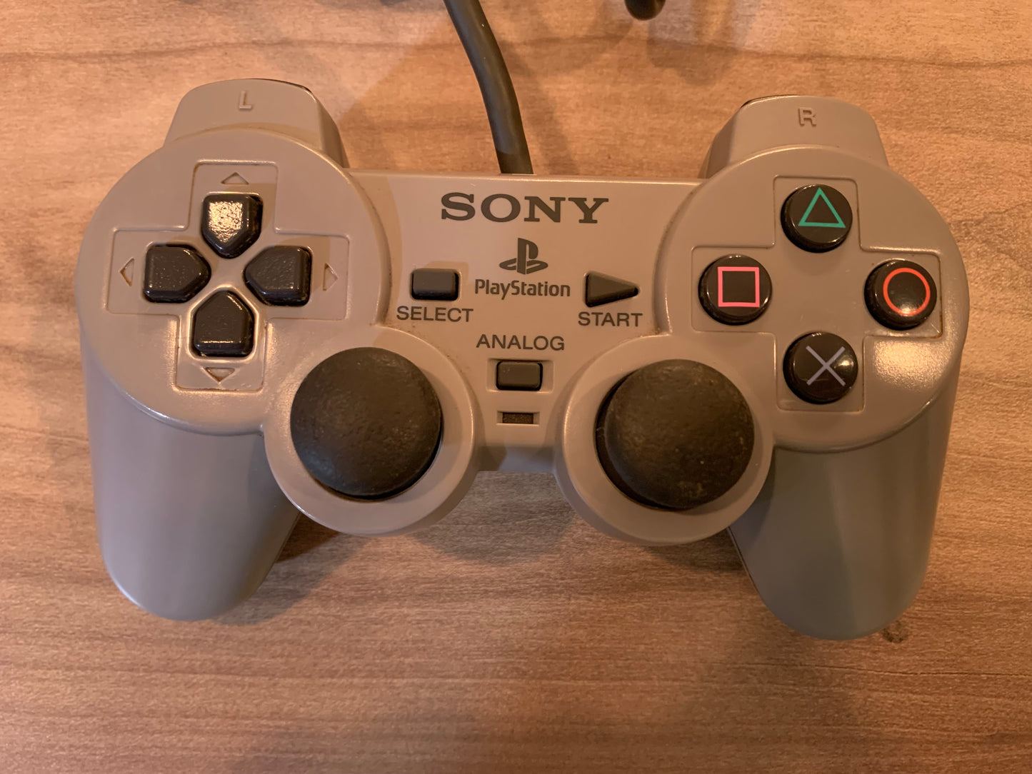 PiXELRETROGAME.COM : SONY PLAYSTATION ORIGINAL GRAY DUALSHOCK CONTROLLER JOYSTICK NTSC SCPH-1200