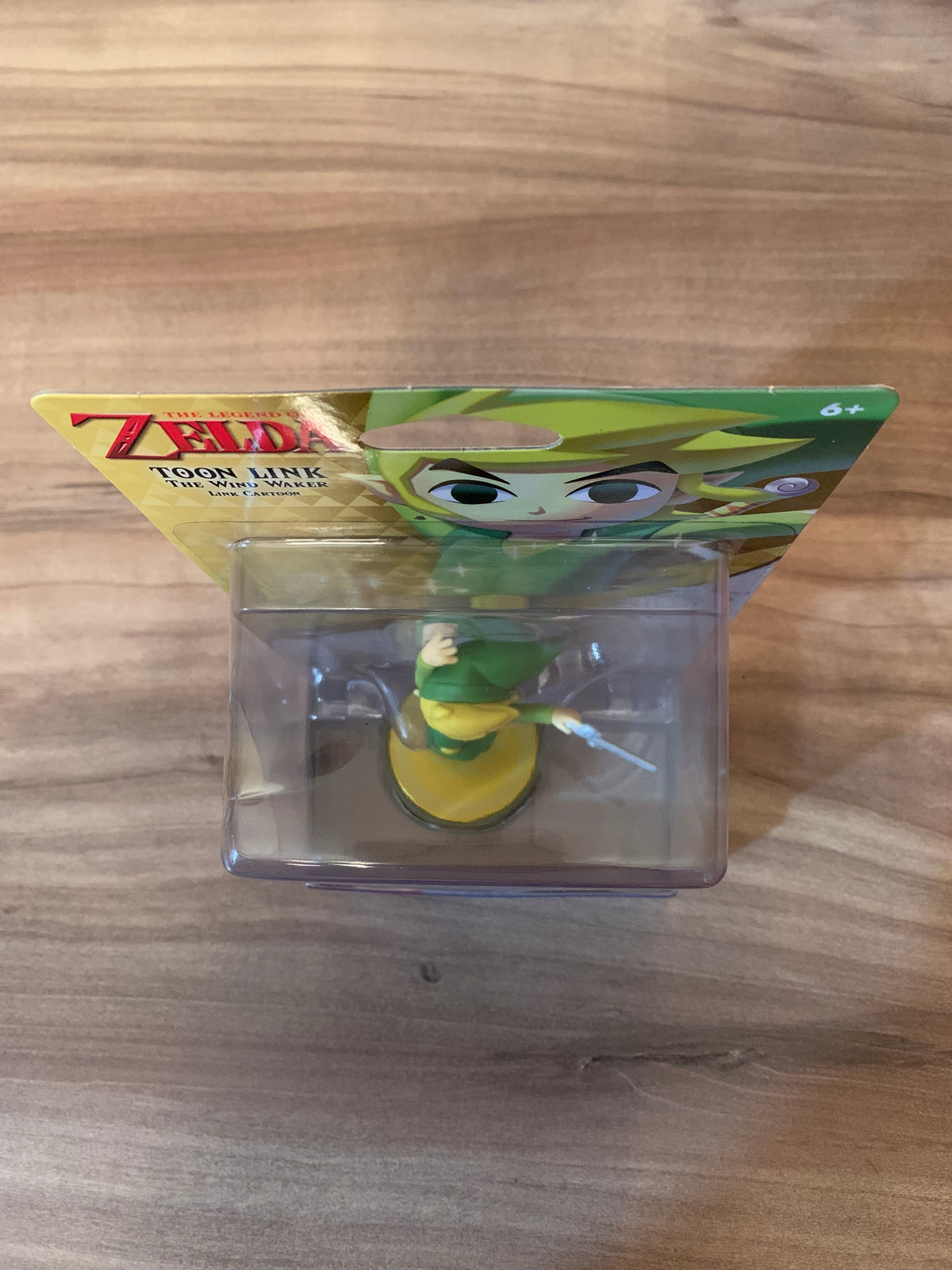 PiXELRETROGAME.COM : AMIIBO TOON LINK THE WIND WAKER LINK CARTOON THE LEGEND OF ZELDA SERIES. NORTH AMERICAN FIRST (1ST) PRINT VERSION