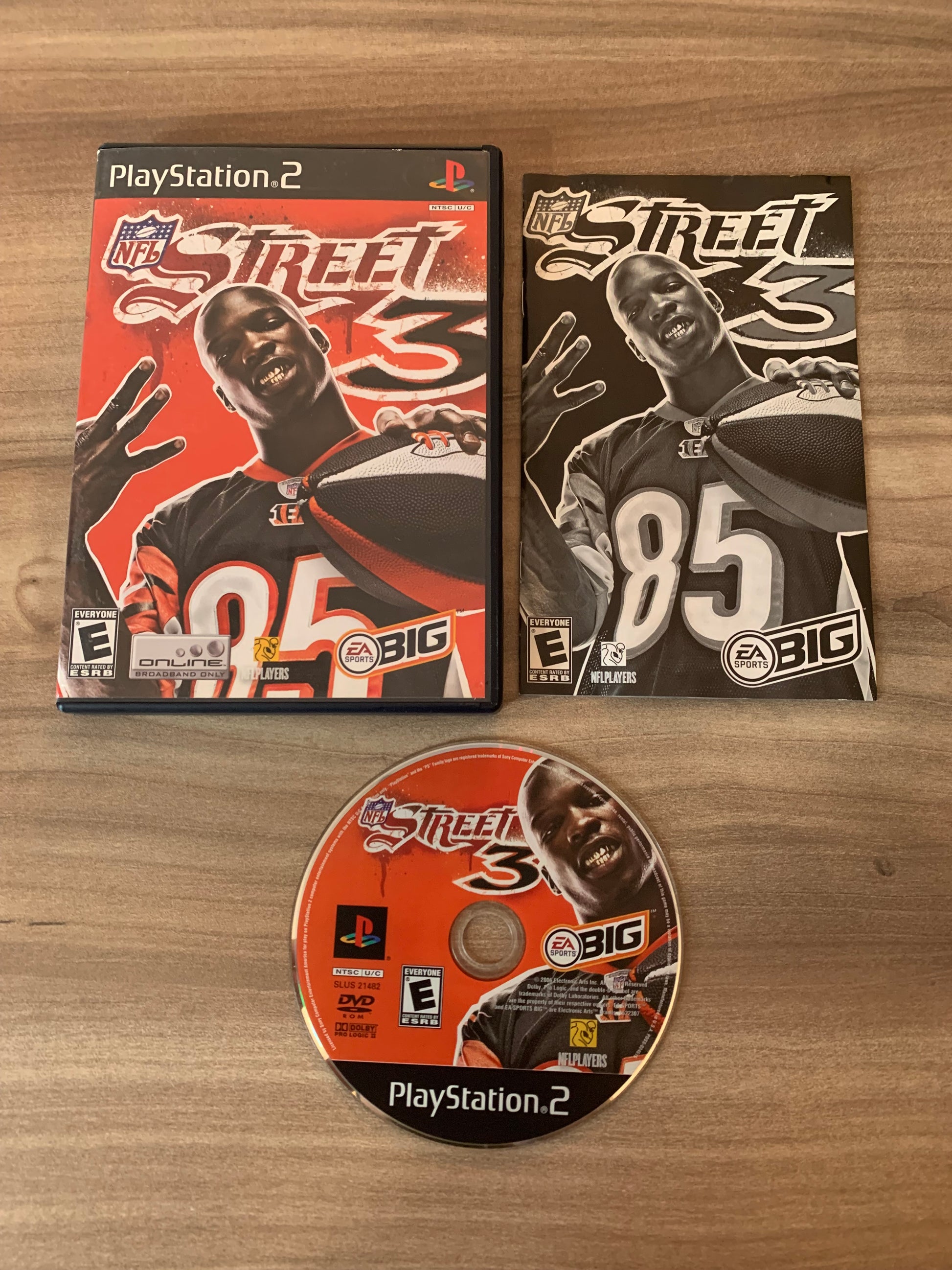PiXEL-RETRO.COM : SONY PLAYSTATION 2 (PS2) COMPLET CIB BOX MANUAL GAME NTSC NFL STREET 3