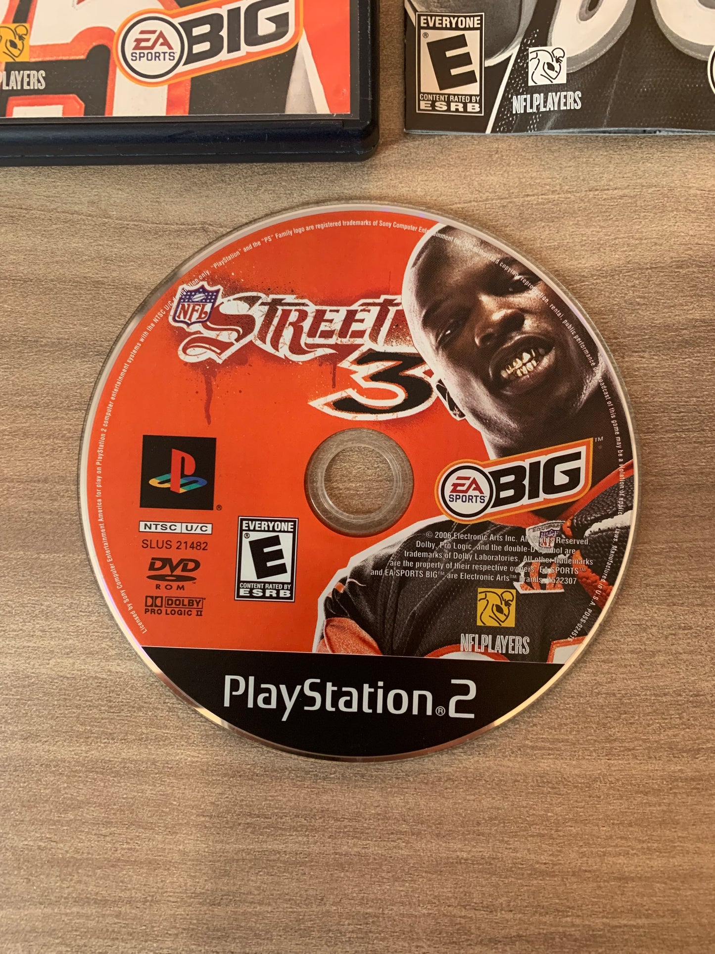 SONY PLAYSTATiON 2 [PS2] | NFL STREET 3