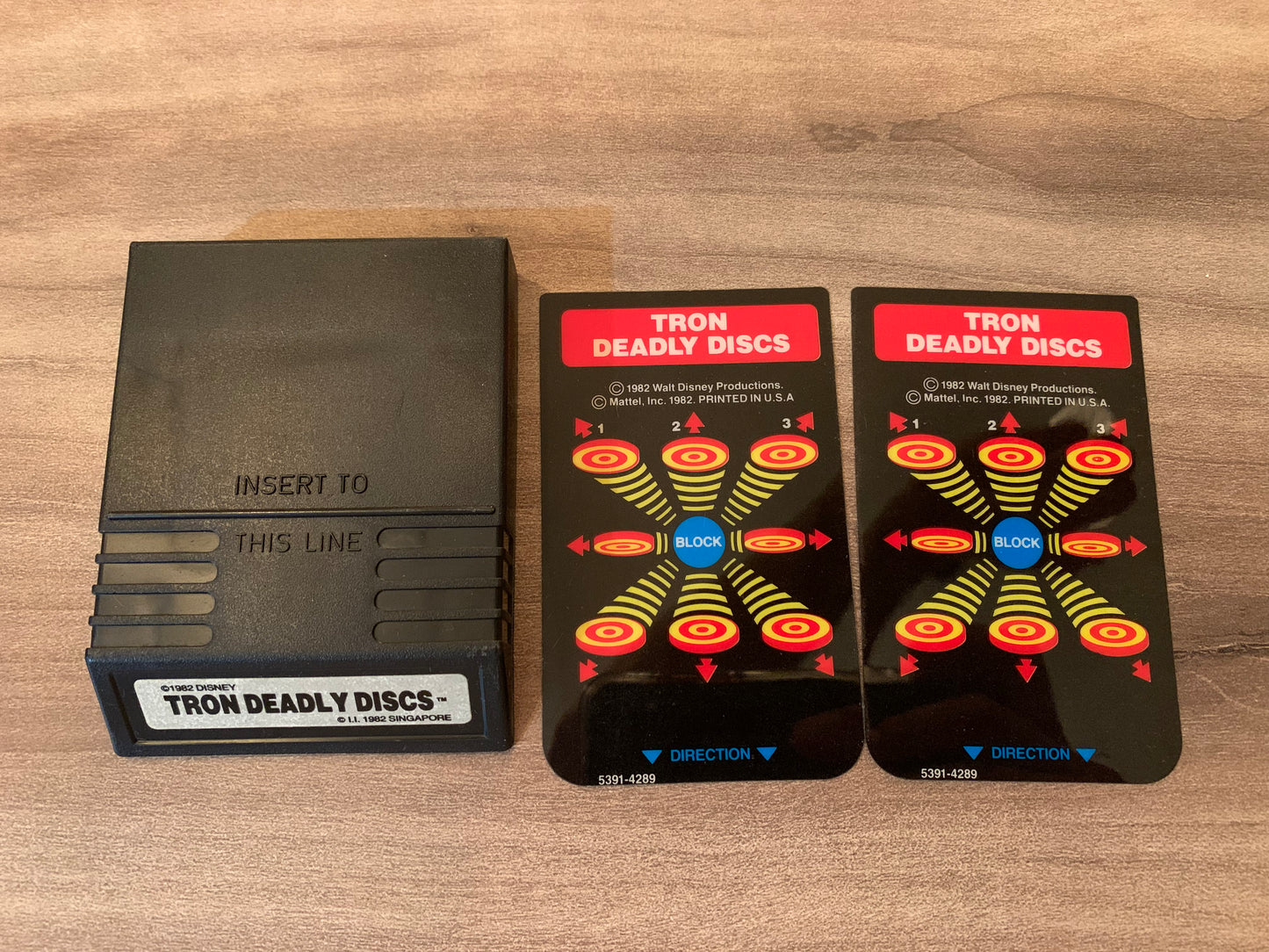 PiXEL-RETRO.COM : INTELLIVISION TRON DEADLY DISCS GAME, OVERLAY NTSC