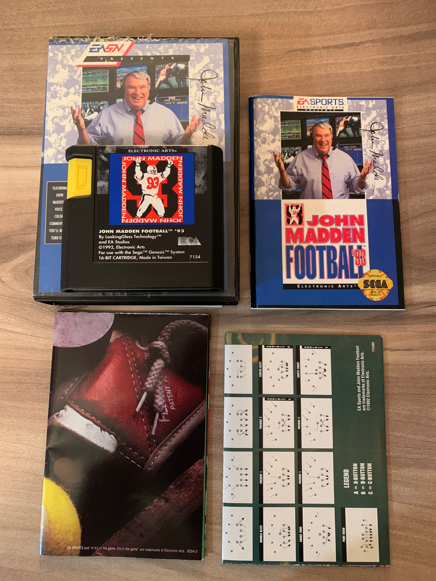 PiXEL-RETRO.COM : SEGA GENESIS (MEGA DRIVE) COMPLETE (CIB) GAME BOX INSTRUCTION MANUAL NTSC JOHN MADDEN FOOTBALL '93