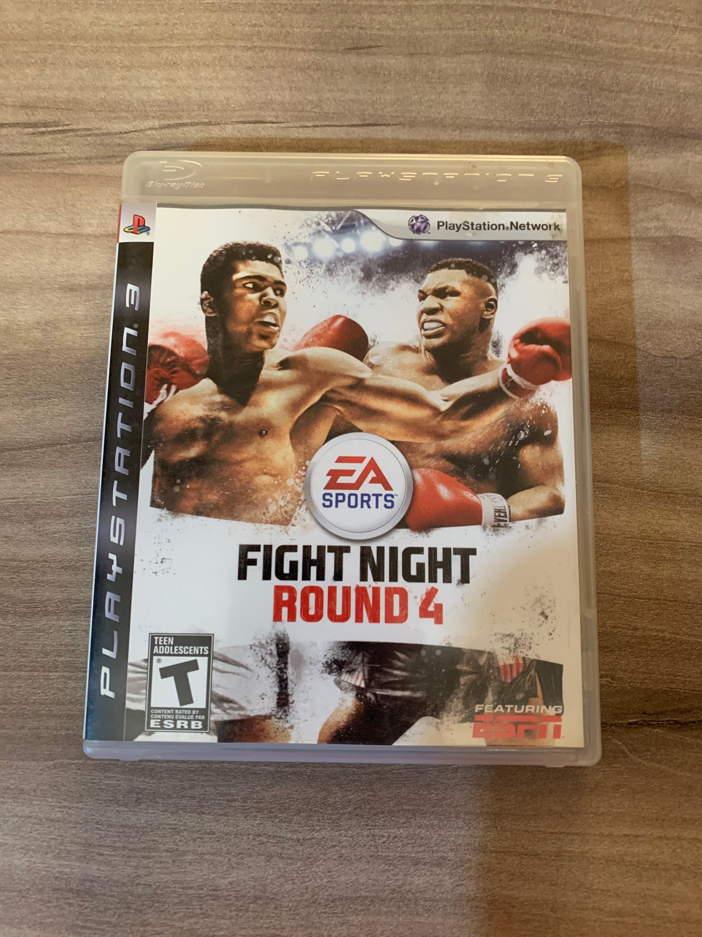 SONY PLAYSTATiON 3 [PS3] | FIGHT NiGHT ROUND 4