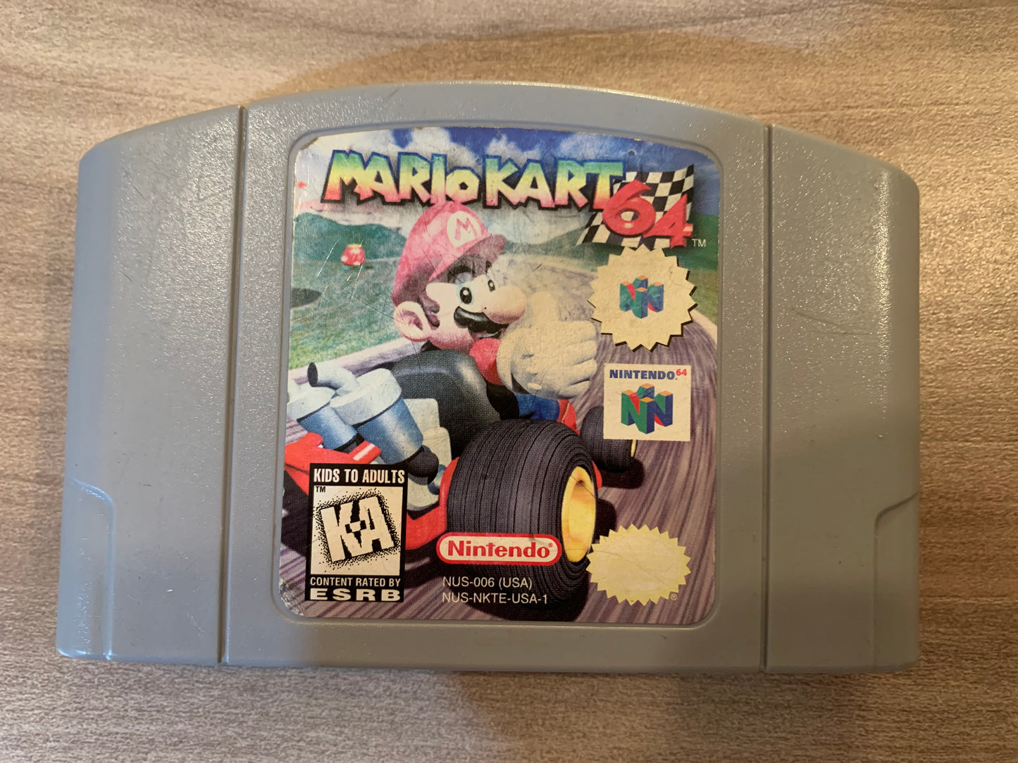 PiXEL-RETRO.COM : NINTENDO 64 (N64) MARIO KART 64 GAME NTSC