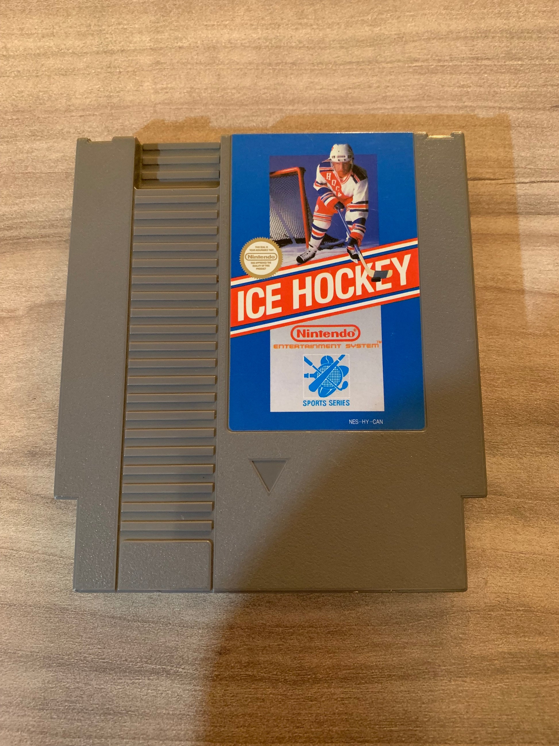 PiXEL-RETRO.COM : NINTENDO ENTERTAiNMENT SYSTEM (NES) ICE HOCKEY GAME NTSC