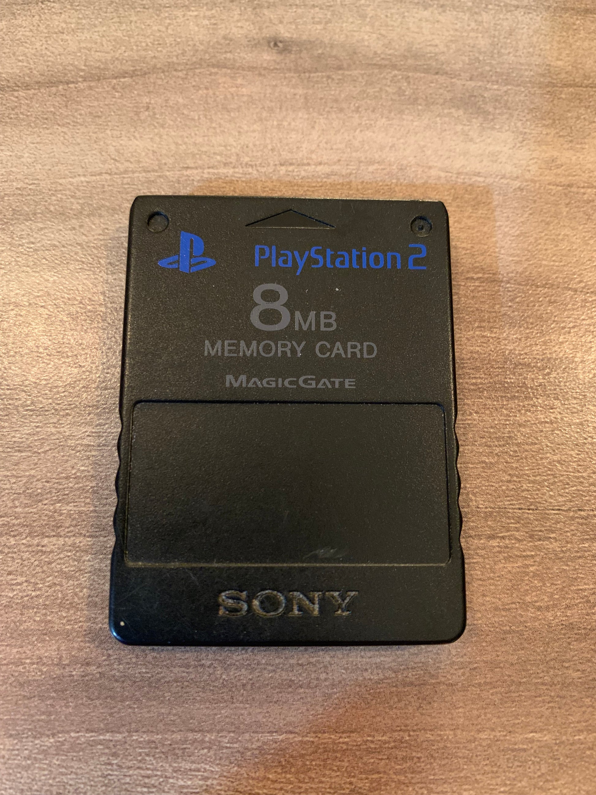 PiXEL-RETRO.COM : SONY PLAYSTATION 2 (PS2) MEMORY CARD 8MB NTSC 