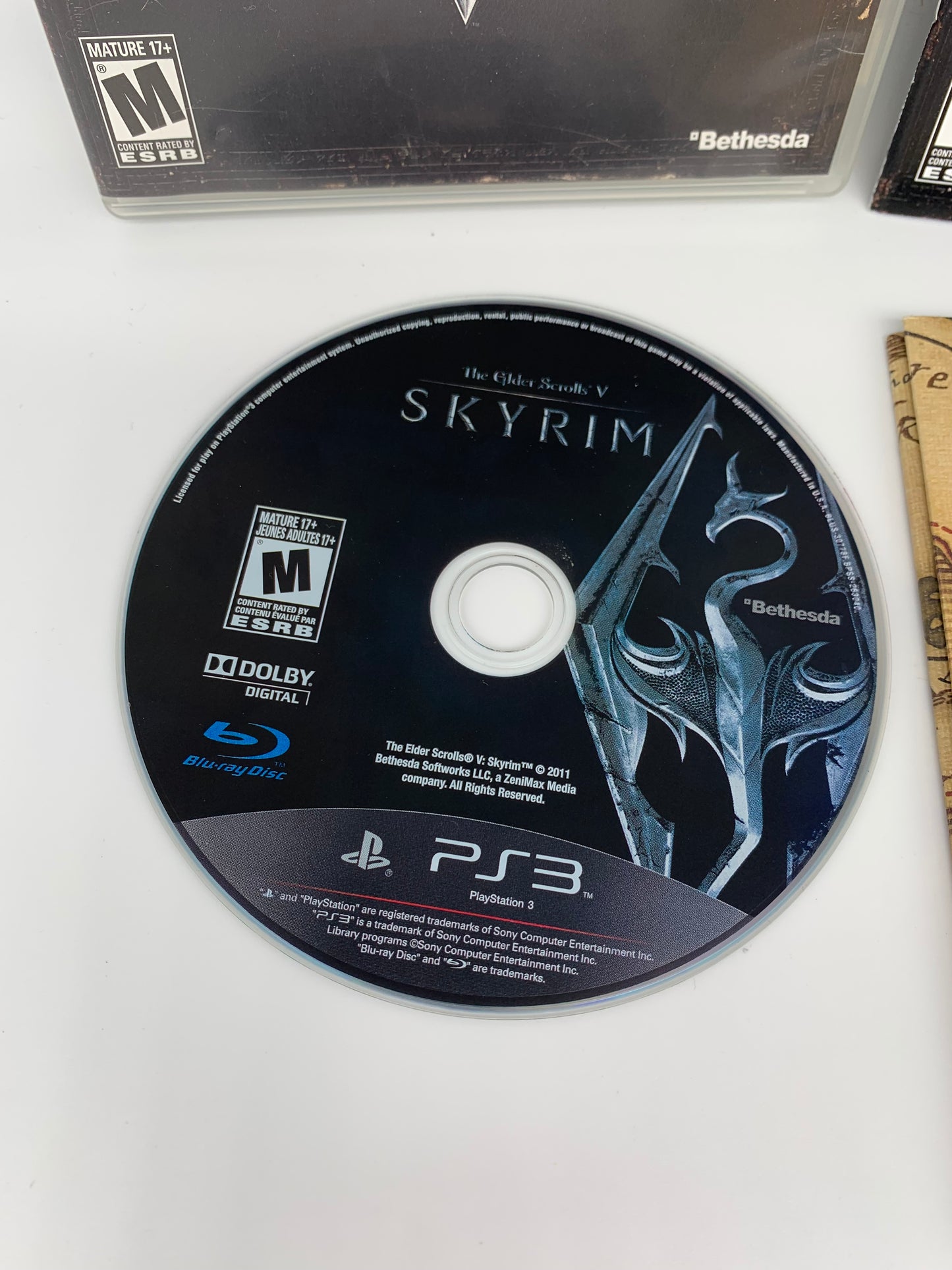 SONY PLAYSTATiON 3 [PS3] | THE ELDER SCROLLS V SKYRiM