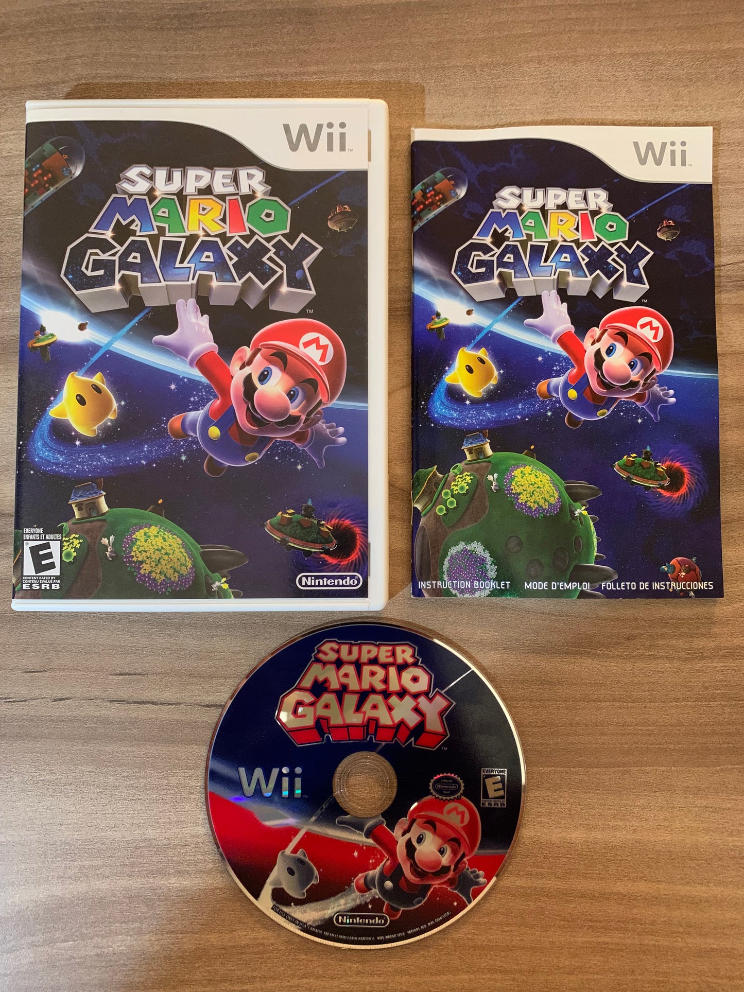 PiXEL-RETRO.COM : NINTENDO WII COMPLET CIB BOX MANUAL GAME NTSC SUPER MARIO GALAXY