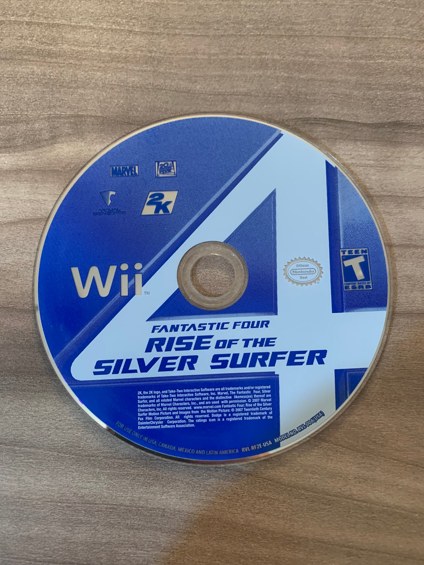 PiXEL-RETRO.COM : NINTENDO WII GAME NTSC FANTASTIC FOUR RISE OF THE SILVER SURFER