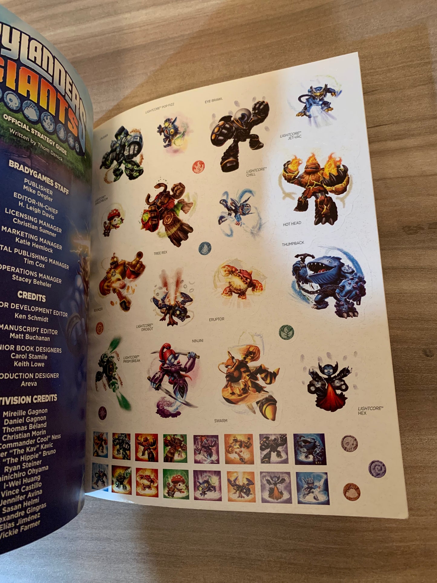 SKYLANDERS GiANTS STRATEGY GUiDE BRADYGAMES