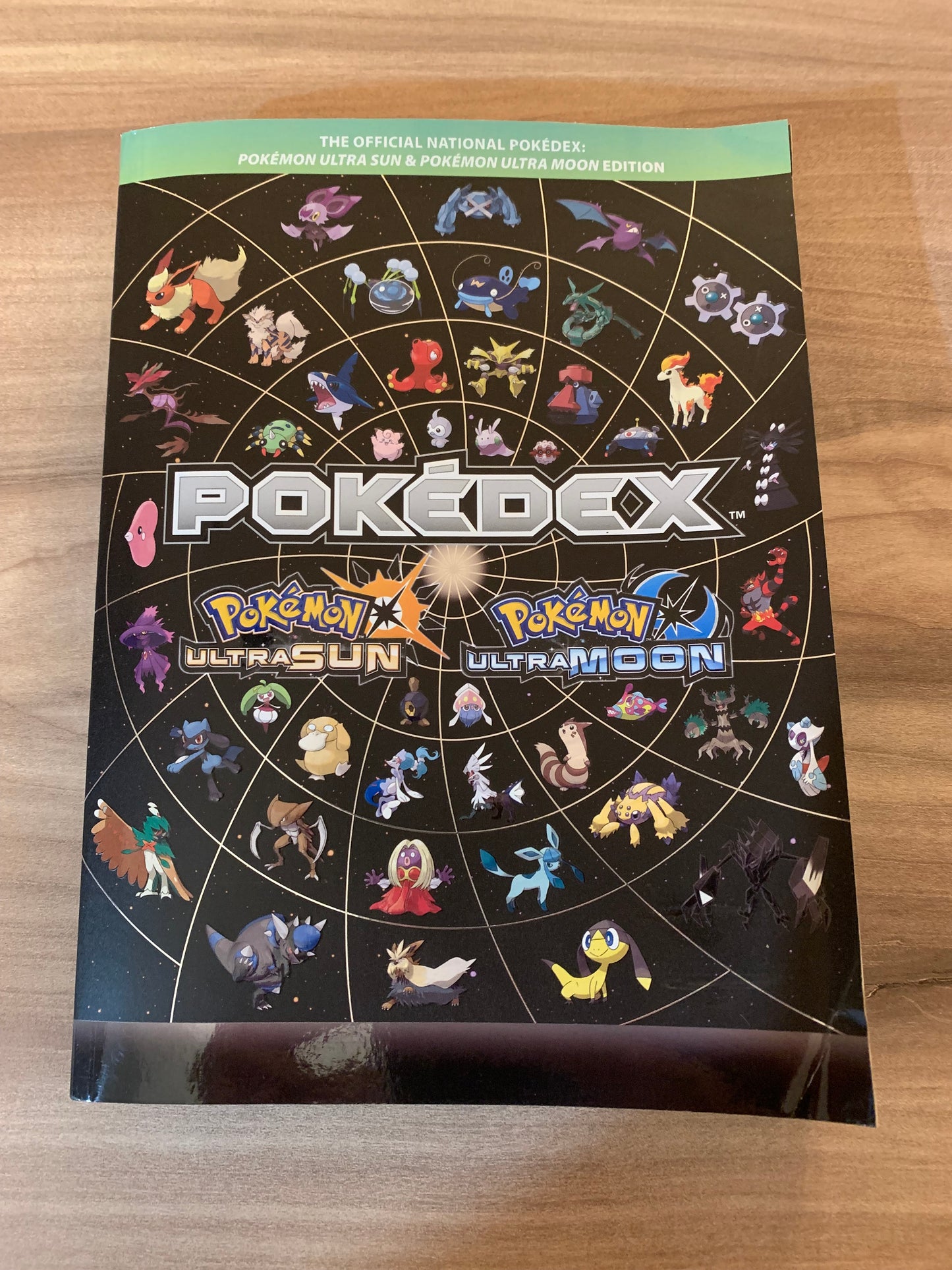 POKEMON ULTRASUN &amp; ULTRAMOON STRATEGY GUIDE POKEDEX