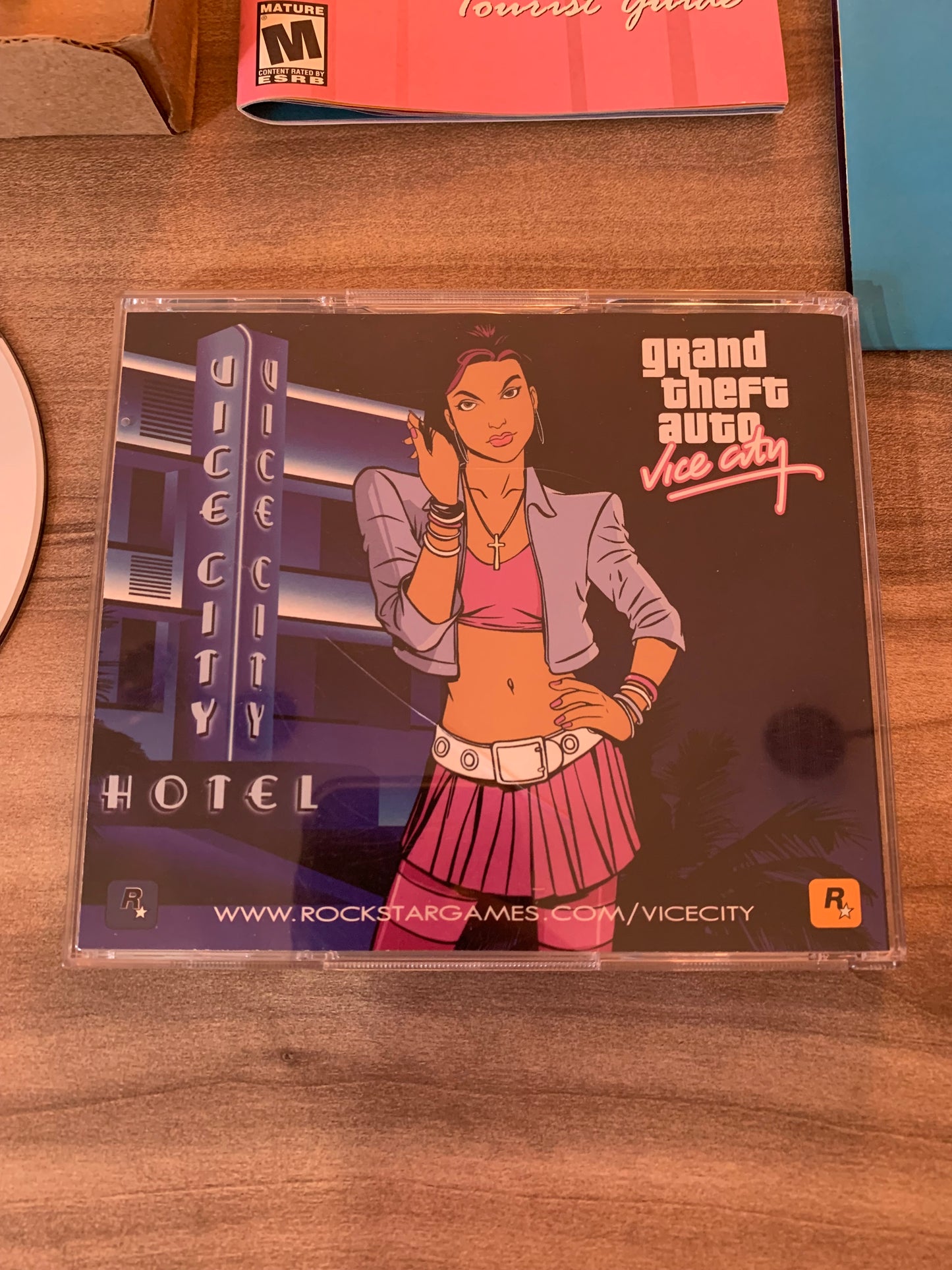 PC ORDiNATEUR | GRAND THEFT AUTO ViCE CiTY | BiG BOX