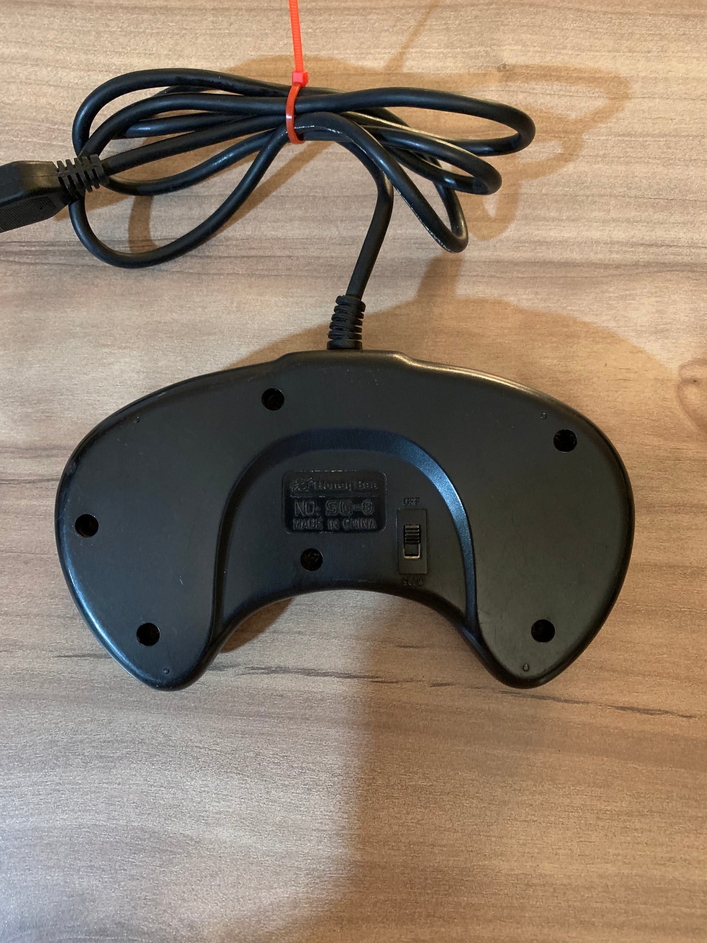 SEGA GENESiS CONTROLLER | SERIES II HONEY BEE MODEL NO. SG-8